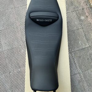 SELLA COMFORT 3D ORIGINALE MOTO GUZZI V85 TT 2024 / STRADA - RISCALDABILE -