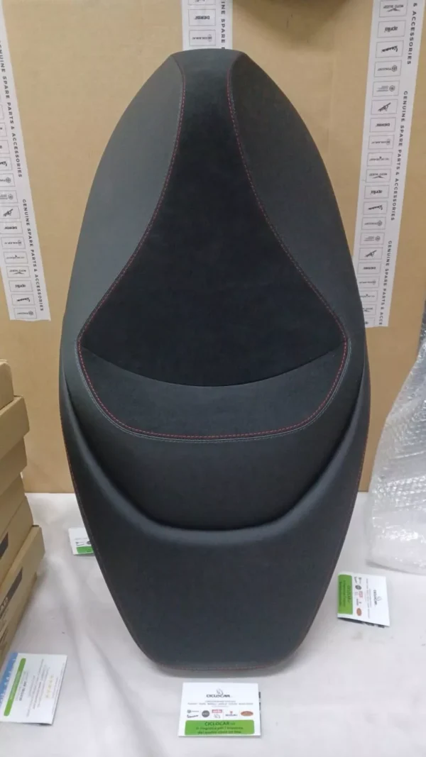 SELLA ORIGINALE PIAGGIO BEVERLY 300 - 400 HPE DAL 2022 NUOVO TIPO 1B010160R00C2